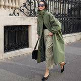 Noée | Veste oversize pour femme avec col montant, cordon de réglage et manches ballon