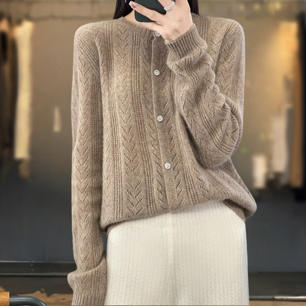 Lucie - Cardigan à Boutons en Tricot à Cable