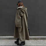 Quintessa | Parka oversize pour femme, avec coupe extra longue et grande capuche