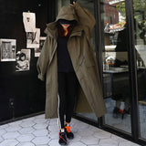 Quintessa | Parka oversize pour femme, avec coupe extra longue et grande capuche