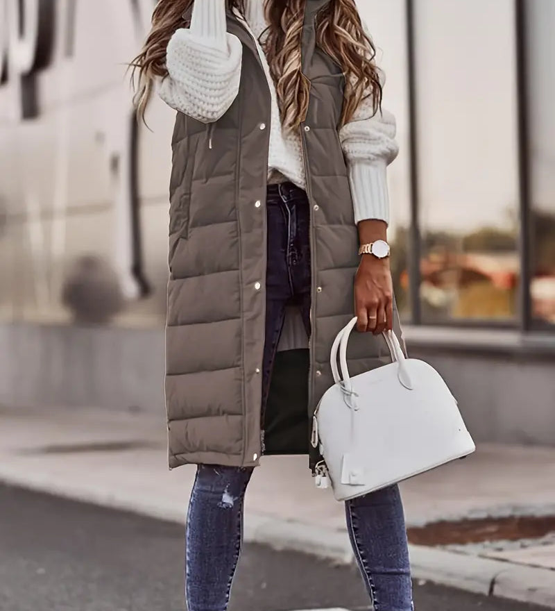 Dorine - Manteau avec capuche et boutons à l'avant