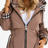 Bettina - Gabardine moderne et élégante