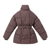 Yseult | Manteau long thermique matelassé pour femme, cintré, avec ceinture à nouer et matelassé en motif carré