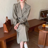 Célie | Robe blazer pour femme, à double boutonnage, avec manches bouffantes et revers longs