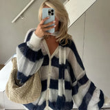 Madeleine - Ensemble Cardigan & Écharpe pour une Élégance Sans Effort