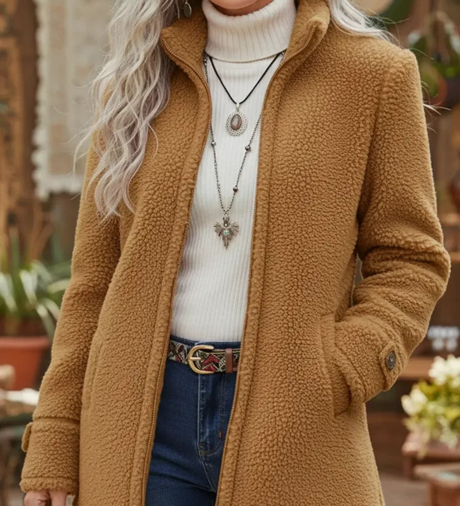 Xolane | Manteau à col montant avec fermeture éclair intégrale, en tissu luxueux au toucher laineux